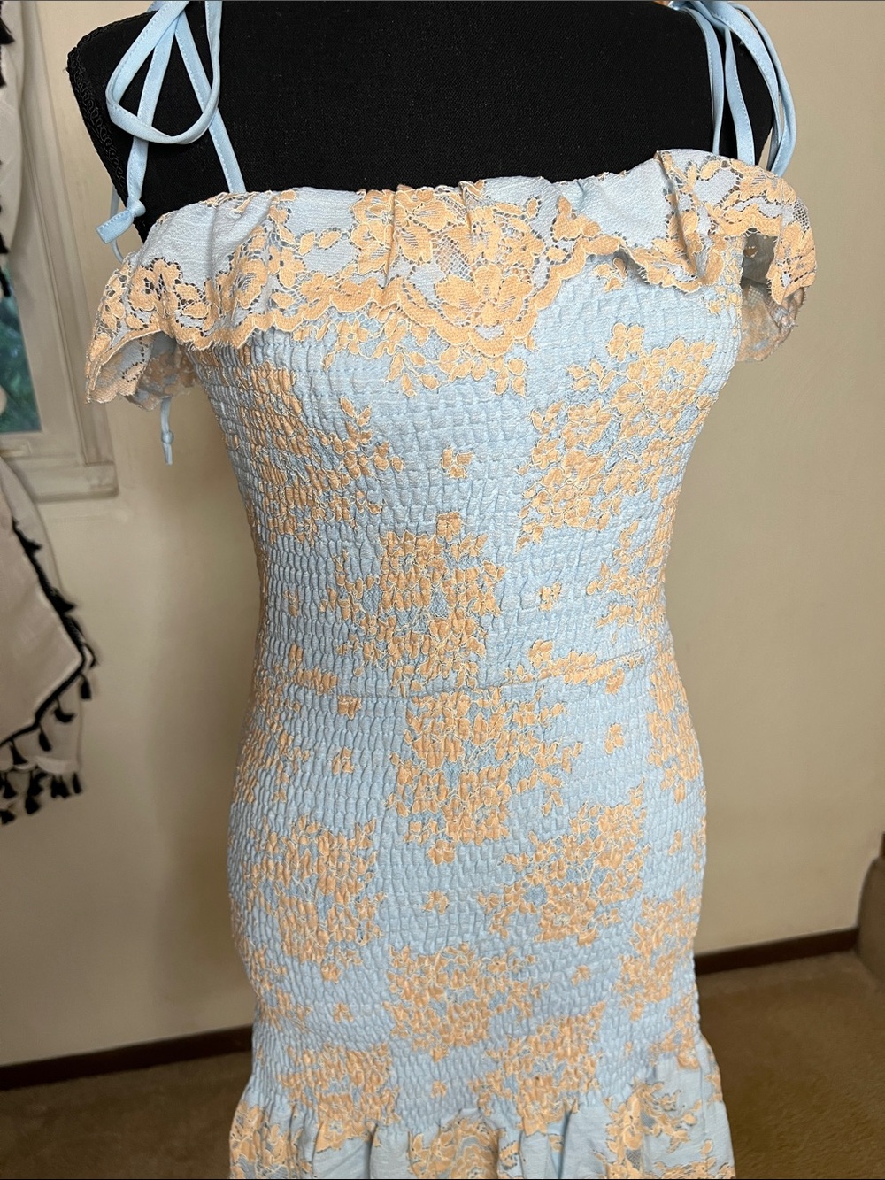 Storia Light Blue & Cream Lace Cocktail Dress Size S - Picture 3 of 8